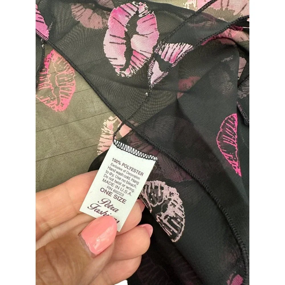 Vintage Scarf, Shawl, Wrap Black Polyester With Pink Lip Prints 72”x48”
